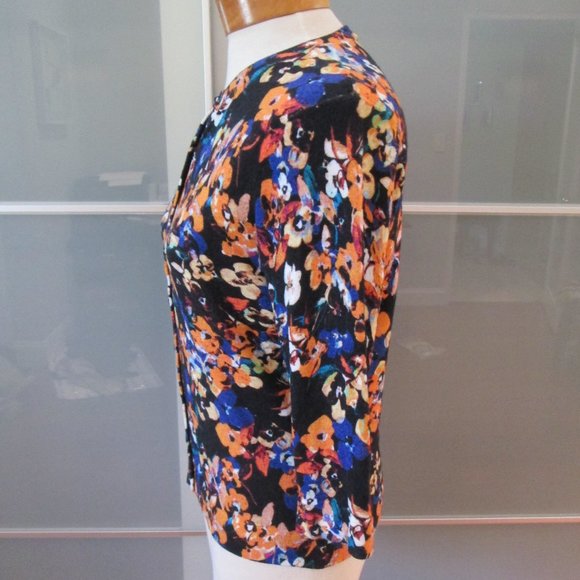 *SOLD* Karen Millen Snap Front 3/4 Sleeve Sweater - Picture 2 of 6